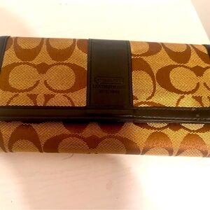 Coach wallet